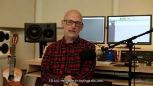 Moby introducing Mobygratis